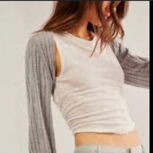 Free People‎ Noelle cropped gray long sleeve Cashmere Shrug Size small brand new